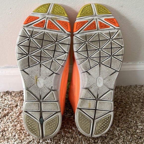 Nike Free 5.0 shoes - Picture 3 of 3